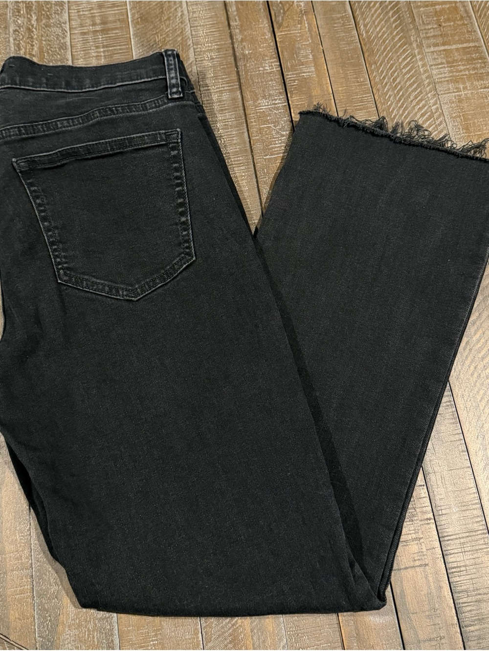 GAP Women’s Baby Boot Mid Rise Black Jeans Raw Hem Size 28/6